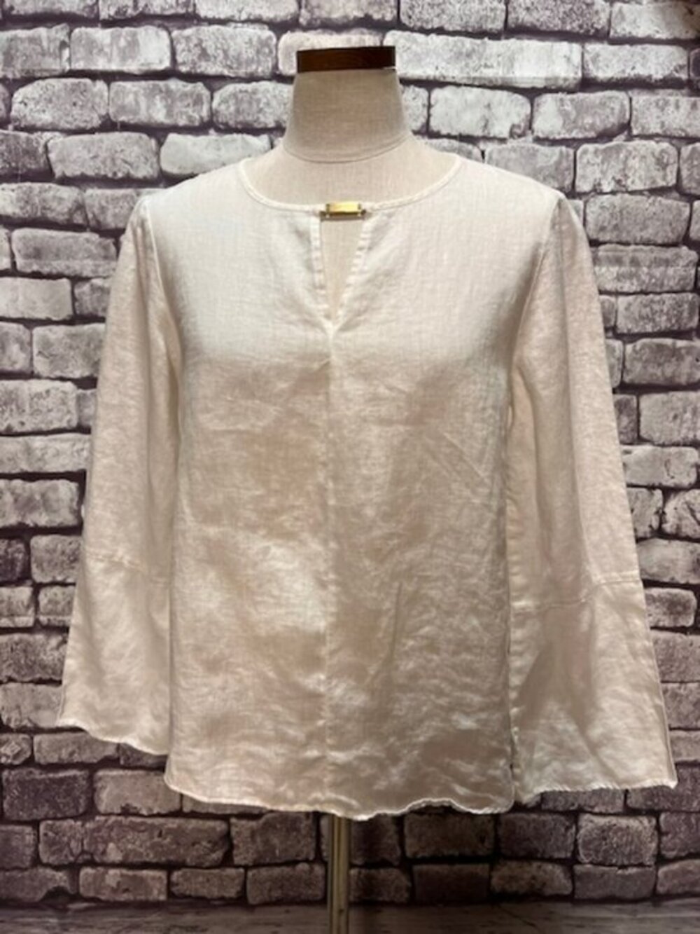 Ellen Tracy White Round Neck Blouse Size M